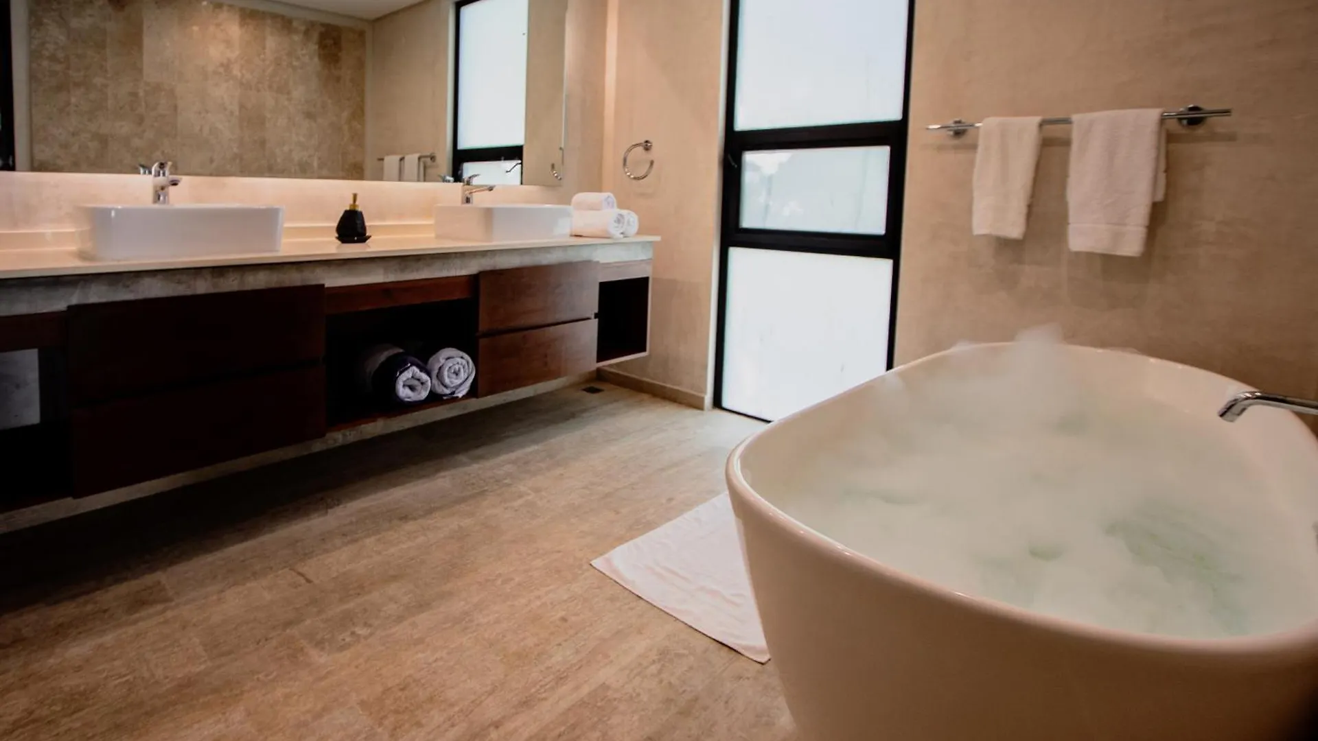 Alojamiento Exclusivo En Condominio Panoramic, 图卢姆 公寓